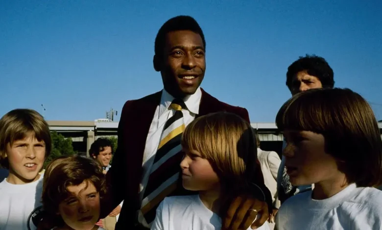 Huyền thoại Pelé: Biểu tượng bất hủ của bóng đá thế giới