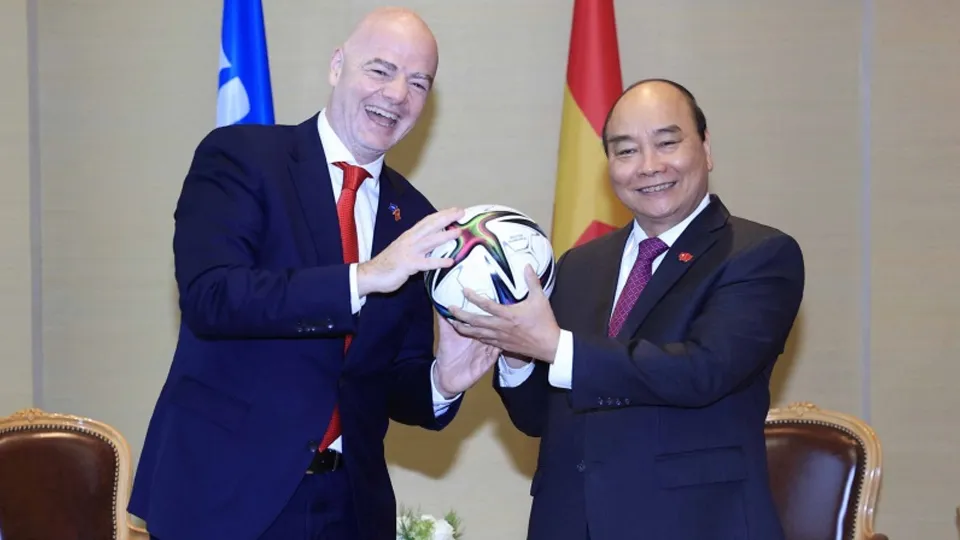 FIFA trong mắt công chúng - Ưu điểm và hạn chế