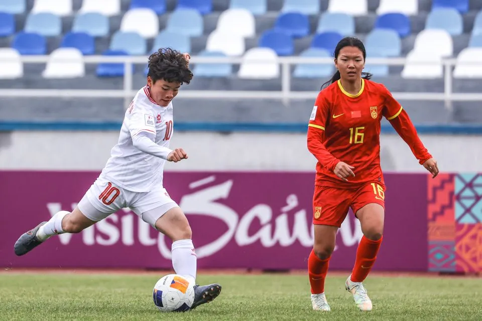 bóng đá nữ u20